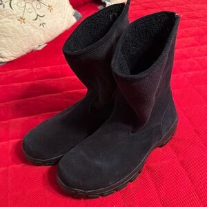 Land’s End Men’s Navy Blue Winter Boots with Back Zippers